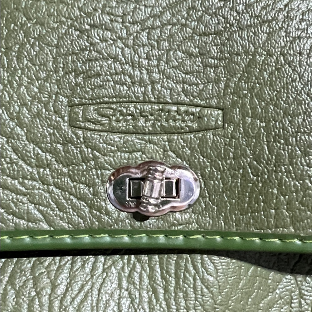 Vintage Starflight Green Leather Shoulder Bag. FREE SHIPPING on this item! - Picture 2 of 5